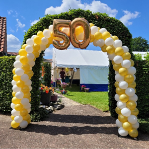 Ballonnenboog met foliecijfers (enkeldeurs)